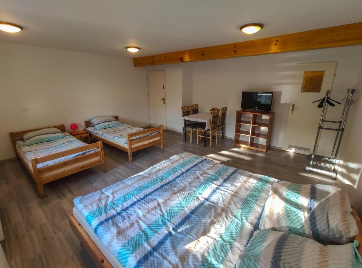 Koniczynka Hotel Sciegny Ngoại thất bức ảnh